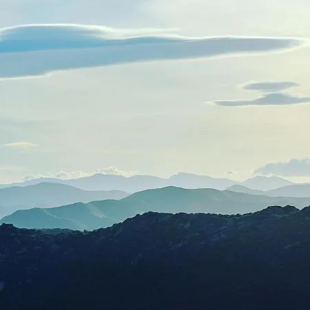 Air-conditioned Authentic With Sea View, Terraces And Swimming Pool Villa *