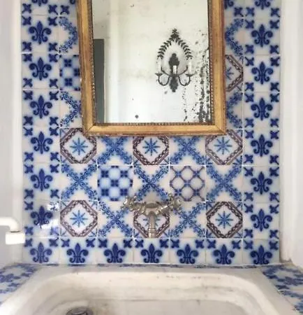 Air-conditioned Authentic With Sea View, Terraces And Swimming Pool Villa *