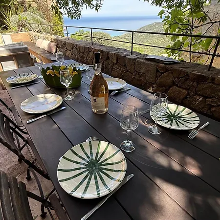 Air-conditioned Authentic With Sea View, Terraces And Swimming Pool *