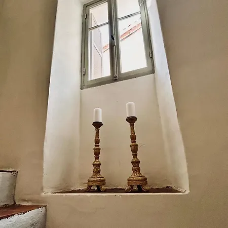 Air-conditioned Authentic With Sea View, Terraces And Swimming Pool Villa