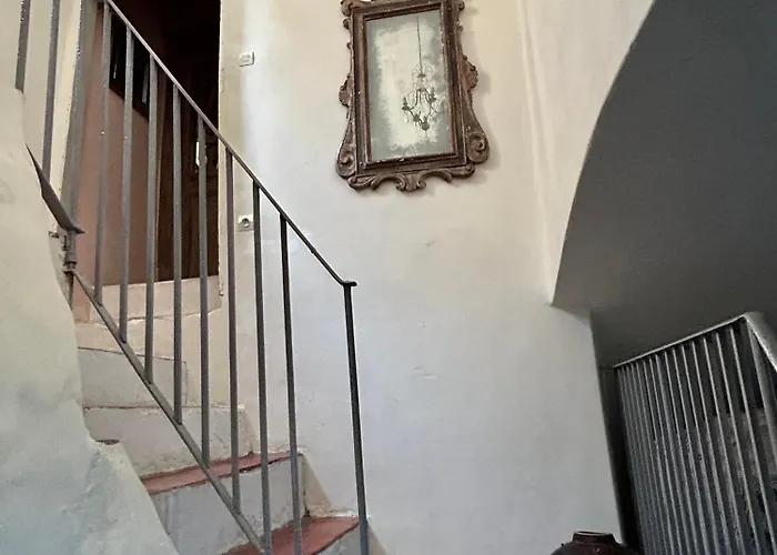 Air-conditioned Authentic With Sea View, Terraces And Swimming Pool Вилла Монтичелло