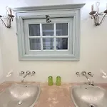 Air-conditioned Authentic With Sea View, Terraces And Swimming Pool *