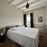 Air-conditioned Authentic With Sea View, Terraces And Swimming Pool Monticello