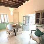 Air-conditioned Authentic With Sea View, Terraces And Swimming Pool Villa Monticello