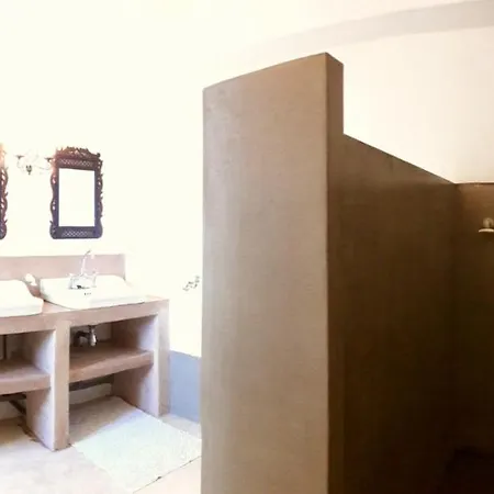 Air-conditioned Authentic Village House With Sea View, Terraces And Swimming Pool