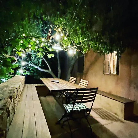 Air-conditioned Authentic Village House With Sea View, Terraces And Swimming Pool * Monticello