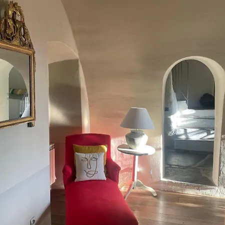 Air-conditioned Authentic Village House With Sea View, Terraces And Swimming Pool * Monticello