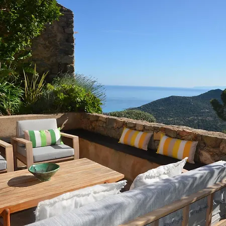 Air-conditioned Authentic With Sea View, Terraces And Swimming Pool Villa Monticello