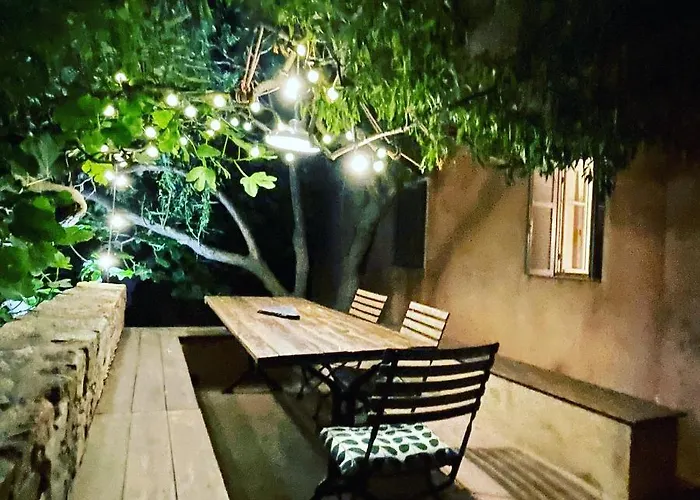 Air-conditioned Authentic With Sea View, Terraces And Swimming Pool * Monticello