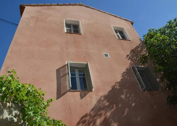 Air-conditioned Authentic With Sea View, Terraces And Swimming Pool *